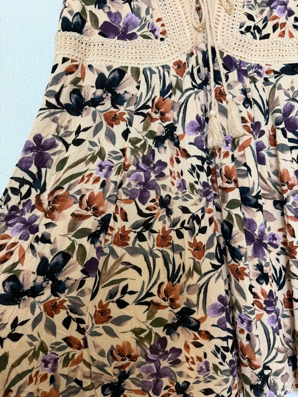 torrid NWT Sand Floral Lace Up Crochet Trim Bell Sleeve Boho Dress Size 2X - Picture 7 of 13